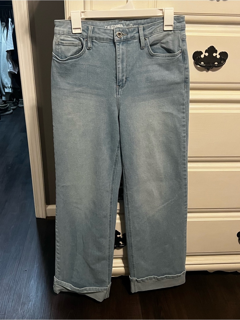 California Vintage Cuffed Jeans
